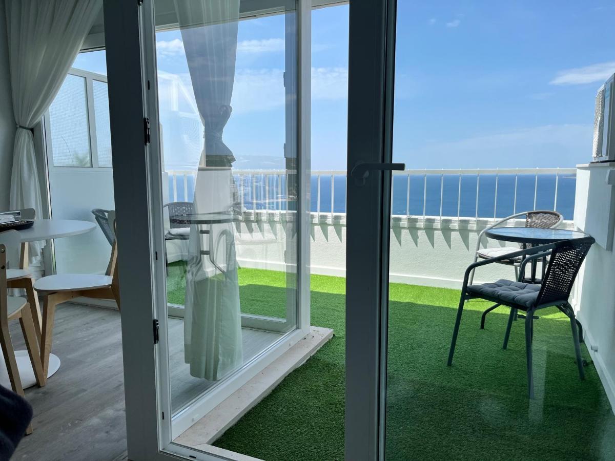 Axenic Retreat - Panoramic Ocean View, Sleeps 4, Ensuite Bathroom, New Redesign Sesimbra Luaran gambar