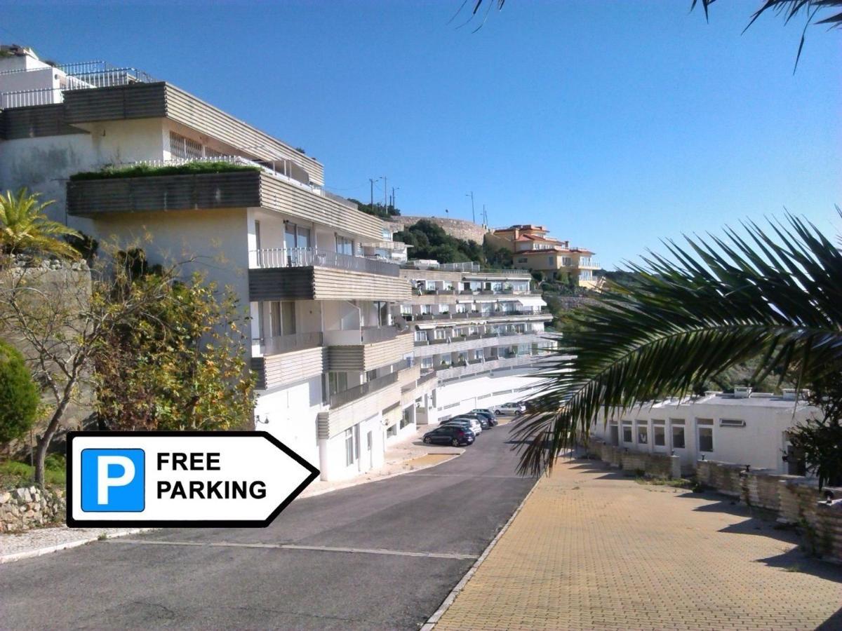 Axenic Retreat - Panoramic Ocean View, Sleeps 4, Ensuite Bathroom, New Redesign Sesimbra Luaran gambar