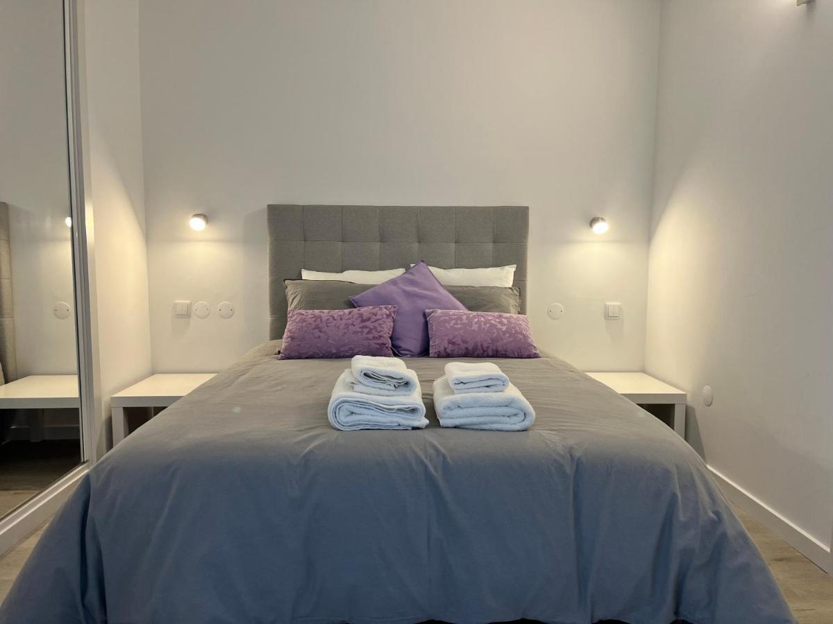 Axenic Retreat - Panoramic Ocean View, Sleeps 4, Ensuite Bathroom, New Redesign Sesimbra Luaran gambar