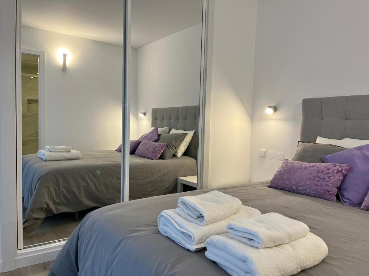 Axenic Retreat - Panoramic Ocean View, Sleeps 4, Ensuite Bathroom, New Redesign Sesimbra Luaran gambar